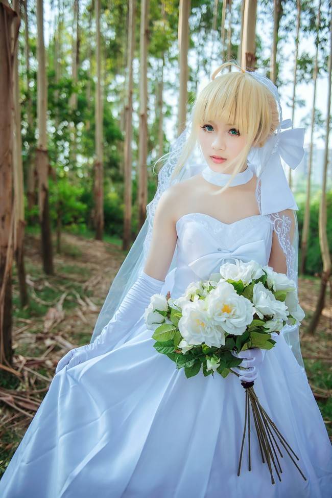 Cosplay福利/【Fate】Saber婚纱花嫁