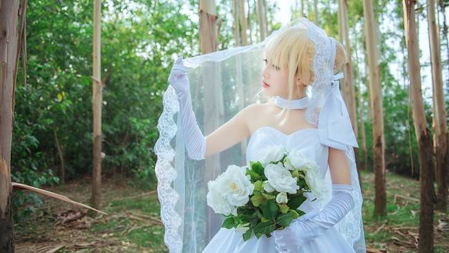 Cosplay福利/【Fate】Saber婚纱花嫁