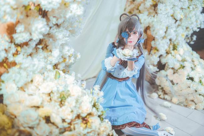 Cosplay福利/Vsinger 山茶洛天依