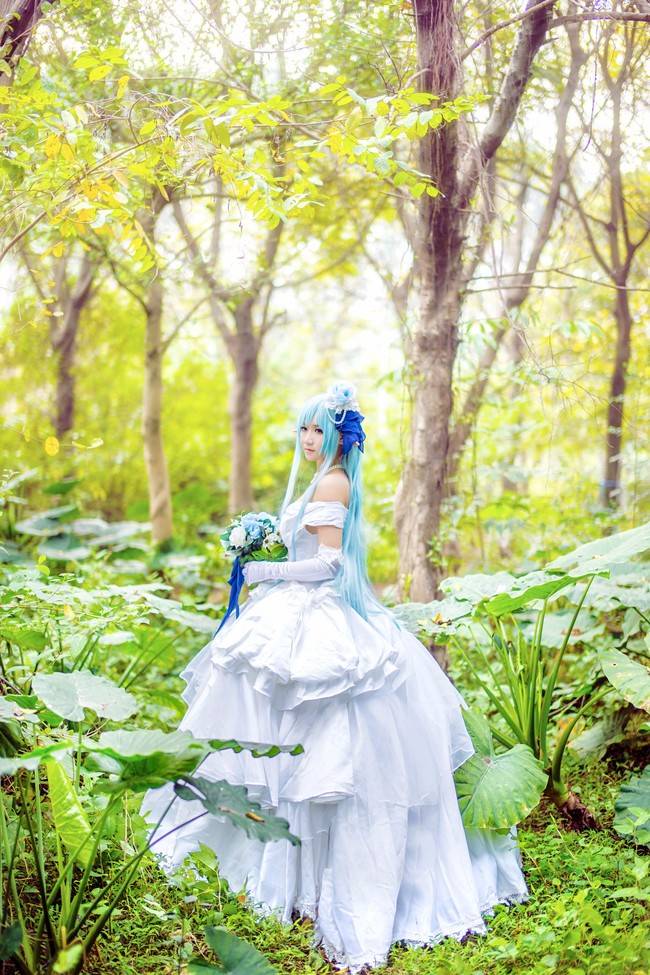 Cosplay福利/亚丝娜水精灵婚纱ver.