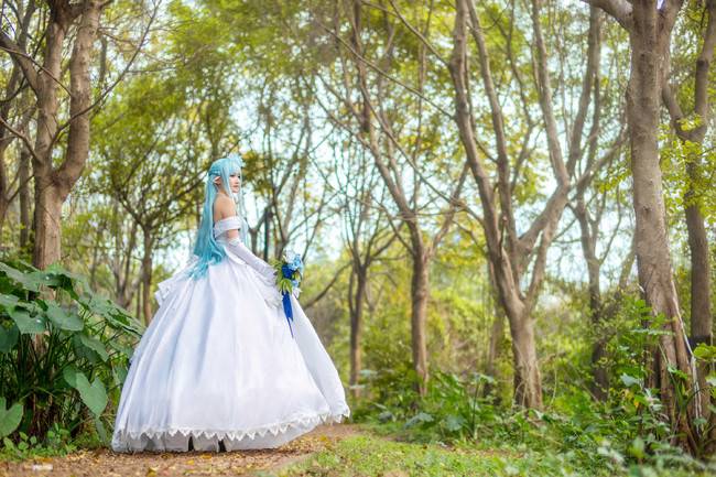 Cosplay福利/亚丝娜水精灵婚纱ver.