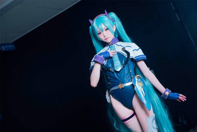 Cosplay福利/【ccg】——–初音速———