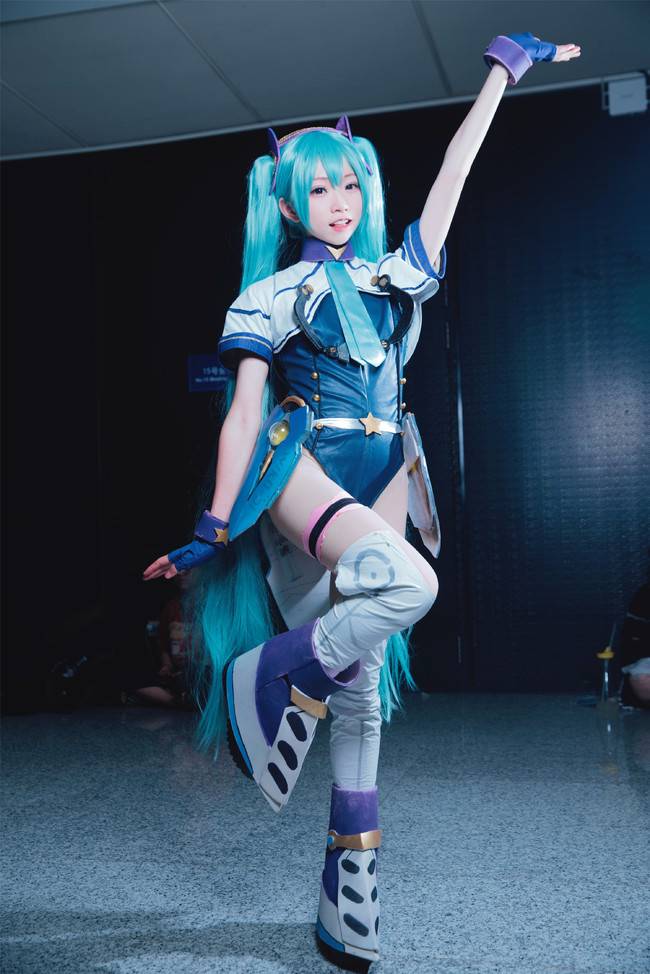 Cosplay福利/【ccg】——–初音速———