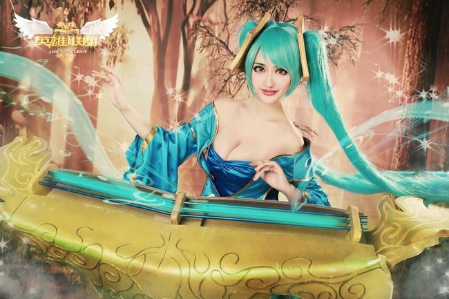 Cosplay福利/我就是在你葬礼上 演奏哀乐的乐队指挥