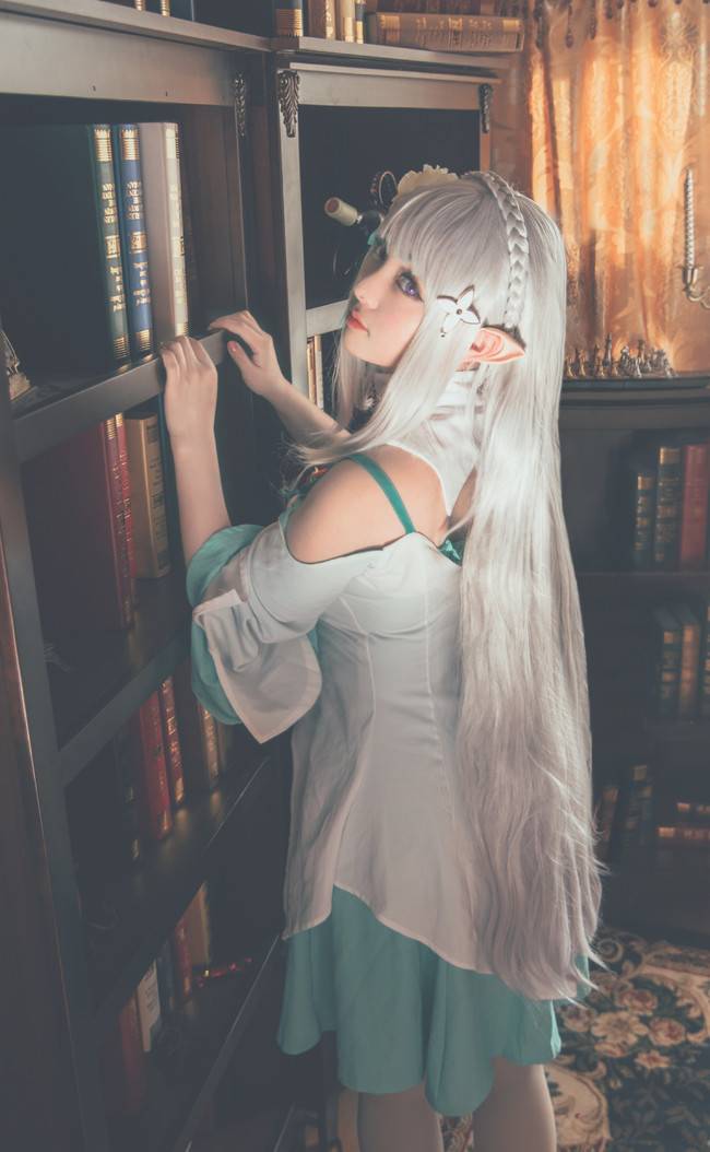 Cosplay福利/艾米莉亚碳~