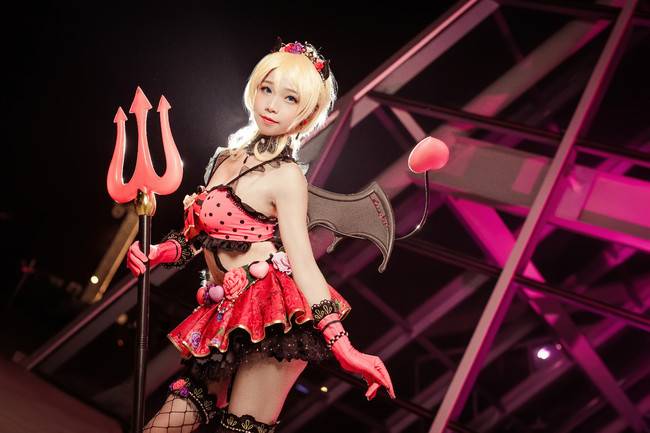 Cosplay福利/绘希小恶魔觉醒