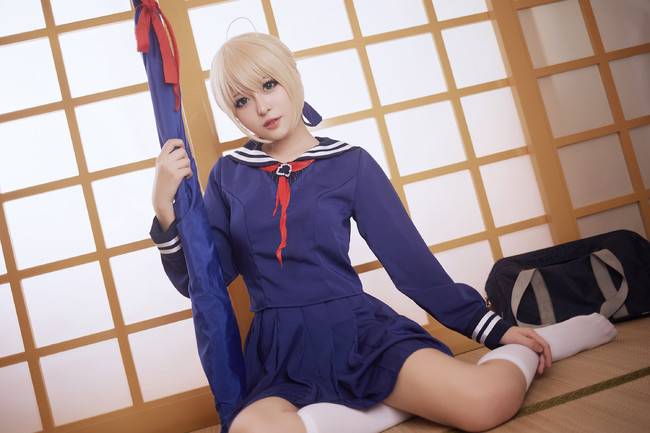 Cosplay福利/Saber制服手办COS
