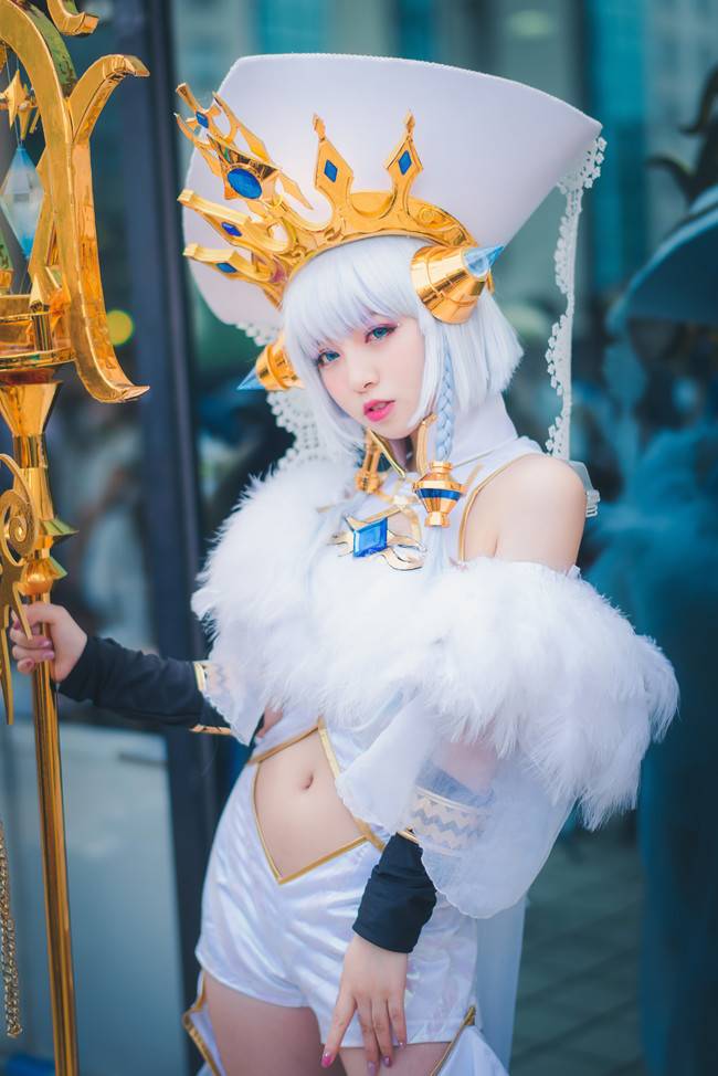 Cosplay福利/CP20.5 神无月手游 圣姬 场照