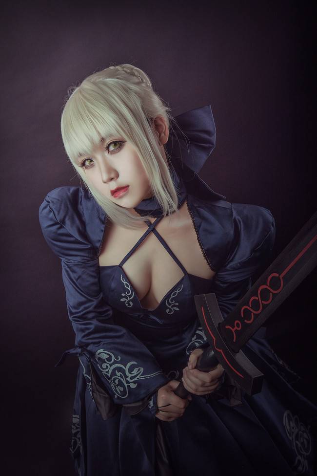 Cosplay福利/Saber Arturia Pendragon 三破