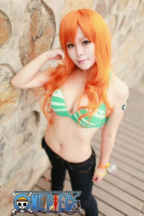 Cosplay福利/海贼王爆乳妹子娜美cos福利图