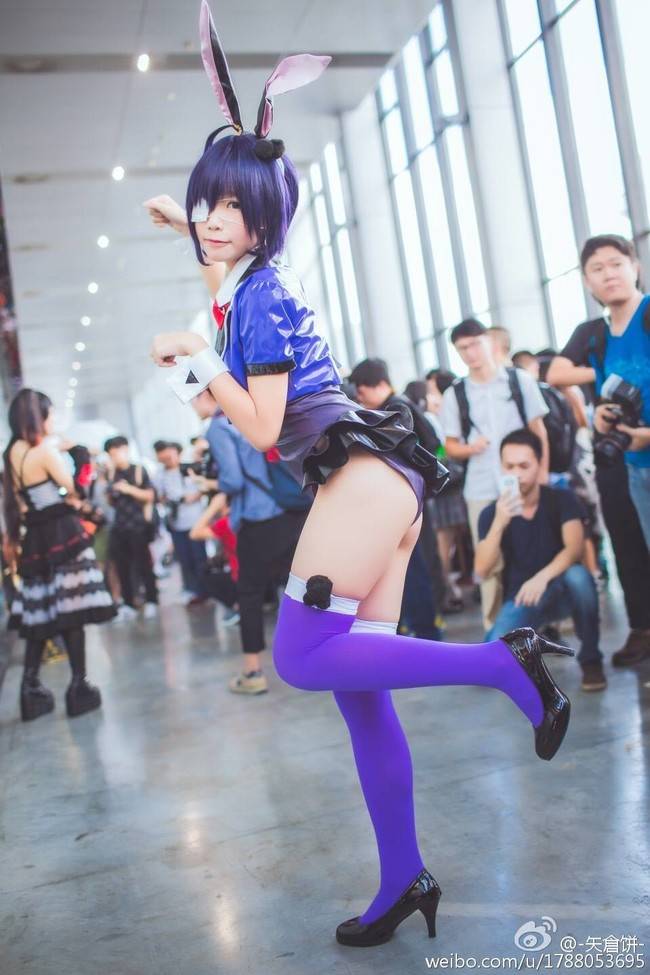 Cosplay福利/中二病也要谈恋爱 小鸟游六花 兔女郎腿控