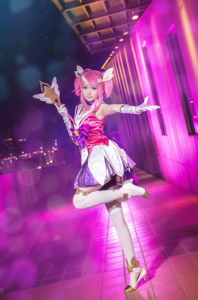 Cosplay福利/『英雄联盟』魔法少女拉克丝