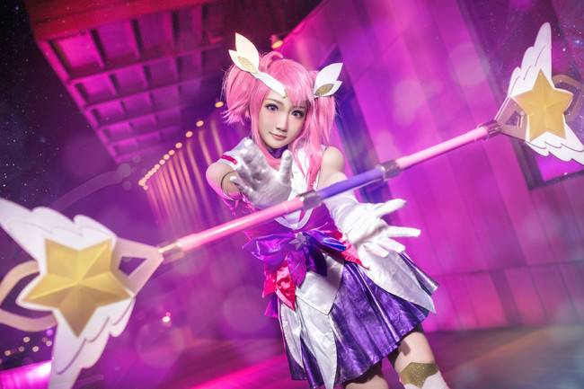Cosplay福利/『英雄联盟』魔法少女拉克丝