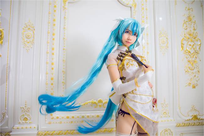 Cosplay福利/VOCALOID金丝雀初音未来御姐旗袍美腿无下限cosplay福利