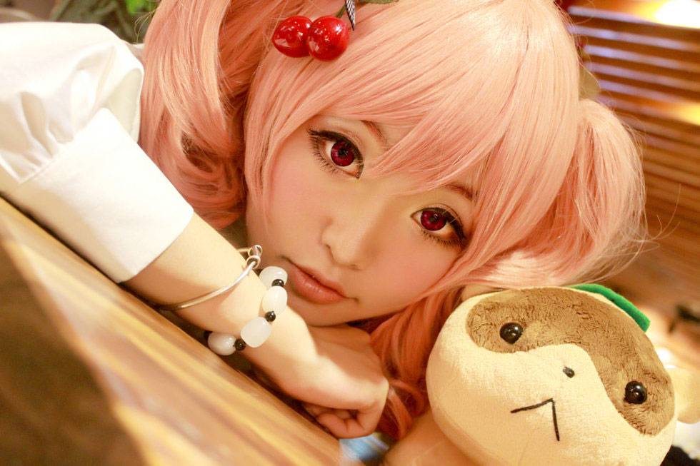 Cosplay福利/天然萌呆闪闪惹人爱,七夜娃娃COS髅髅宫歌留多图片