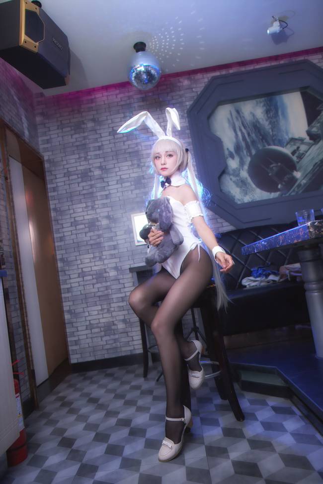 Cosplay福利/缘之空春日野穹兔女郎巨乳丰臀美腿黑丝cos福利
