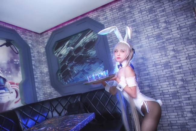 Cosplay福利/缘之空春日野穹兔女郎巨乳丰臀美腿黑丝cos福利