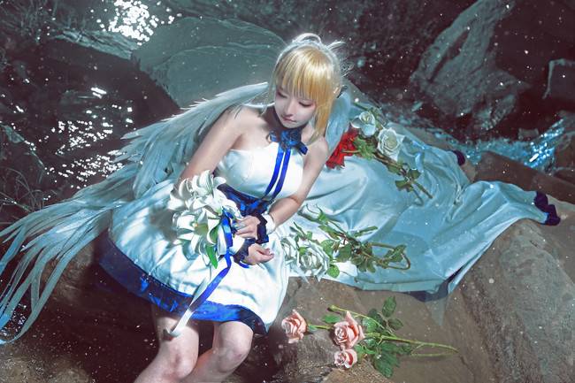 Cosplay福利/Saber插画礼服