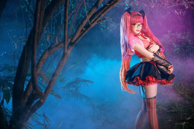 Cosplay福利/【王者荣耀】荆轲VS安琪拉@。@！