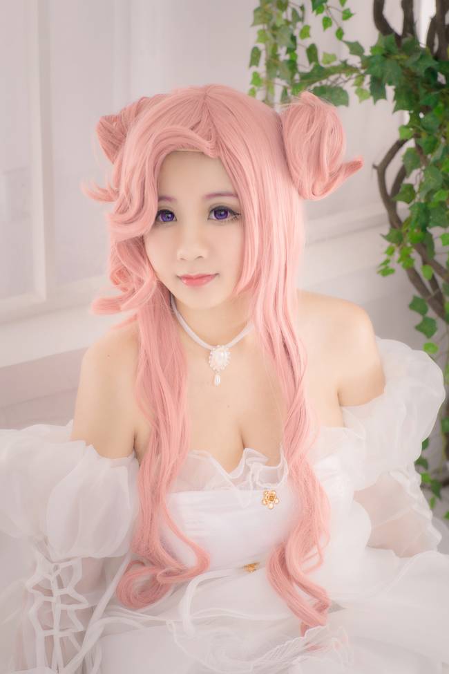 Cosplay福利/反叛的鲁路修尤菲米娅·Li·布里塔尼亚巨乳美女cosplay