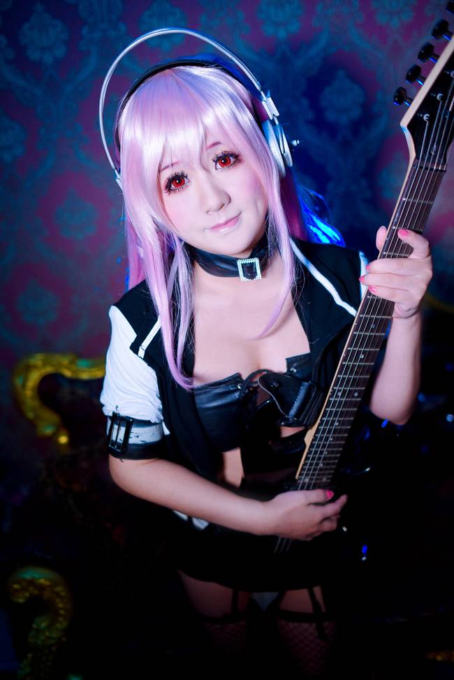 Cosplay福利/巨乳美少女超级索尼子皮衣cosplay福利番号