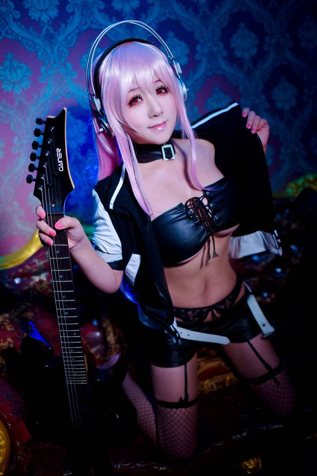 Cosplay福利/巨乳美少女超级索尼子皮衣cosplay福利番号