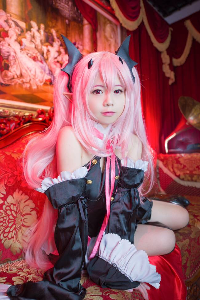 Cosplay福利/终结的炽天使克鲁鲁萌妹性感美腿cosplay福利