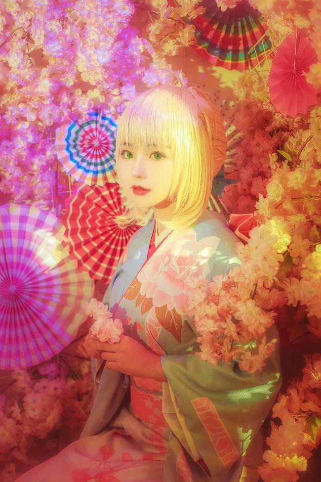 Cosplay福利/FATE 角色:阿尔托利亚·潘德拉贡 Cn:洛霁无 摄影:肆品