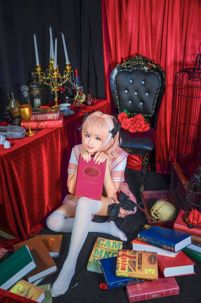 Cosplay福利/阿斯托尔福 Cn:洛霁无 摄影:_Sumiko_澄子