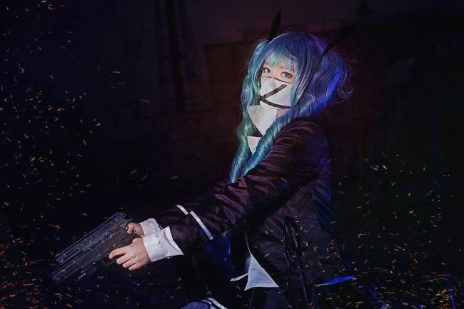 Cosplay福利/秘密警察cosplay 角色:初音未来 Cn:此方