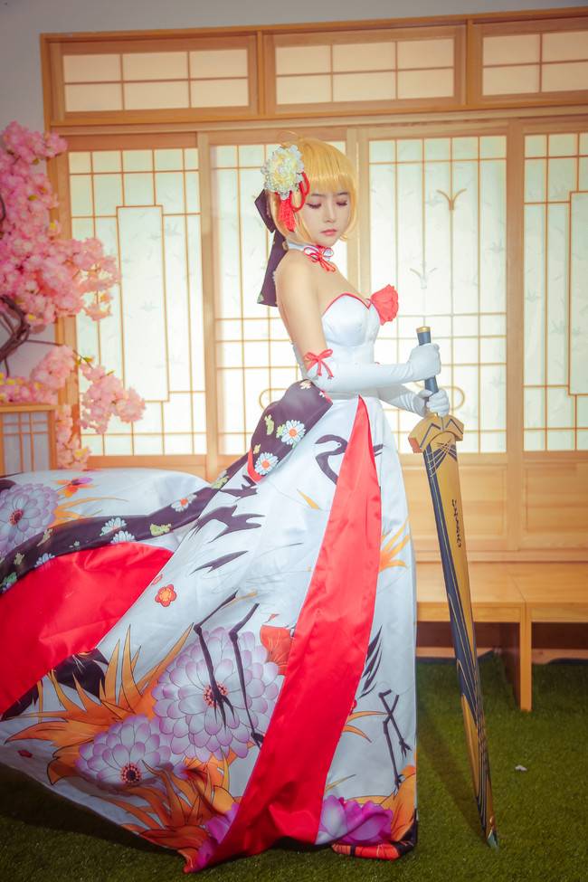 Cosplay福利/超级精致的小姐姐 Cn:洛霁无 摄影:肆品