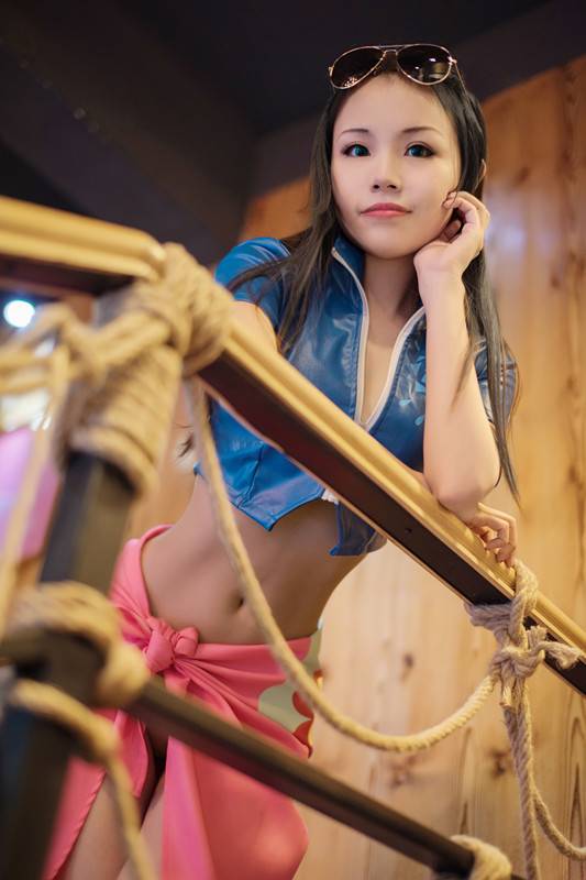 Cosplay福利/性感火辣美女海贼王妮可·罗宾巨乳美腿cosplay福利