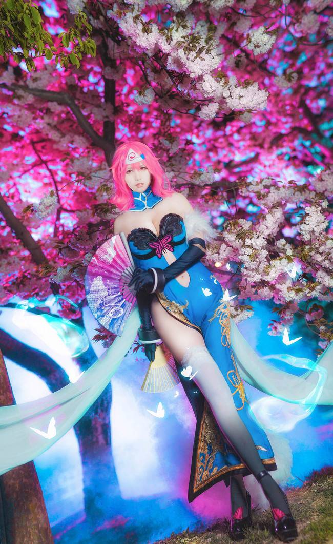 Cosplay福利/东方Project西行寺幽幽子御姐长腿白丝cosplay福利