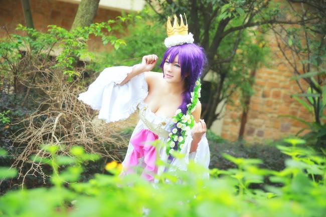 Cosplay福利/萝莉白丝美腿东条希cosplay福利图片
