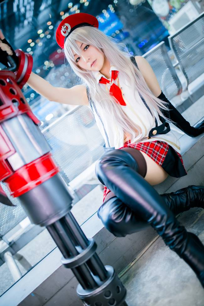 Cosplay福利/彪悍武器娘 噬神者艾丽莎 美女性感cosplay福利图