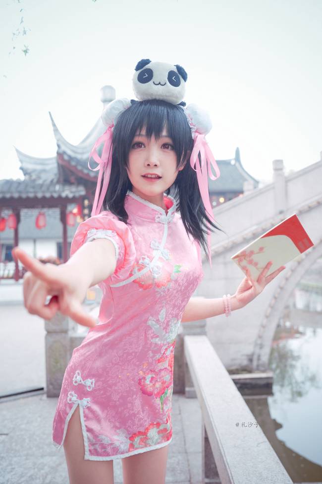 Cosplay福利/性感美女LoveLive!矢泽妮可丰臀美腿cosplay福利