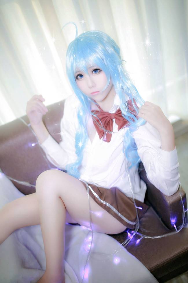 Cosplay福利/电波女与青春男藤和艾莉欧萝莉制服诱惑裸足cosplay福利