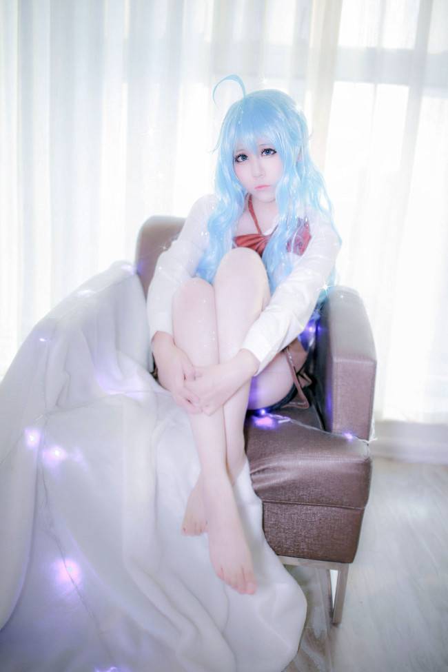 Cosplay福利/电波女与青春男藤和艾莉欧萝莉制服诱惑裸足cosplay福利