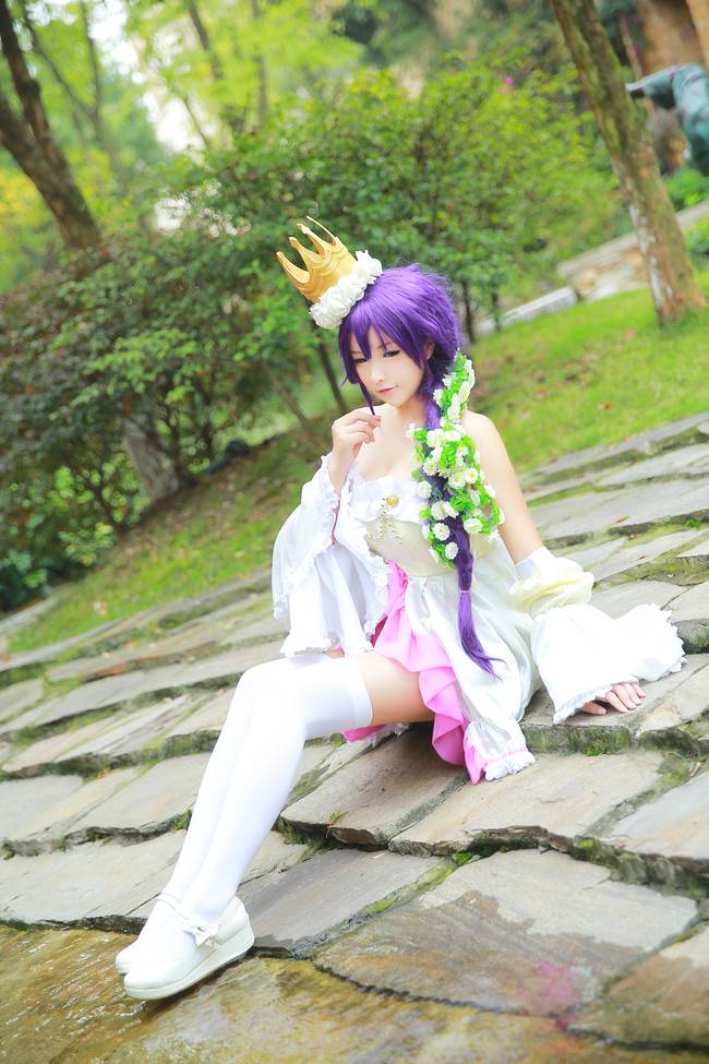 Cosplay福利/萝莉白丝美腿东条希cosplay福利图片