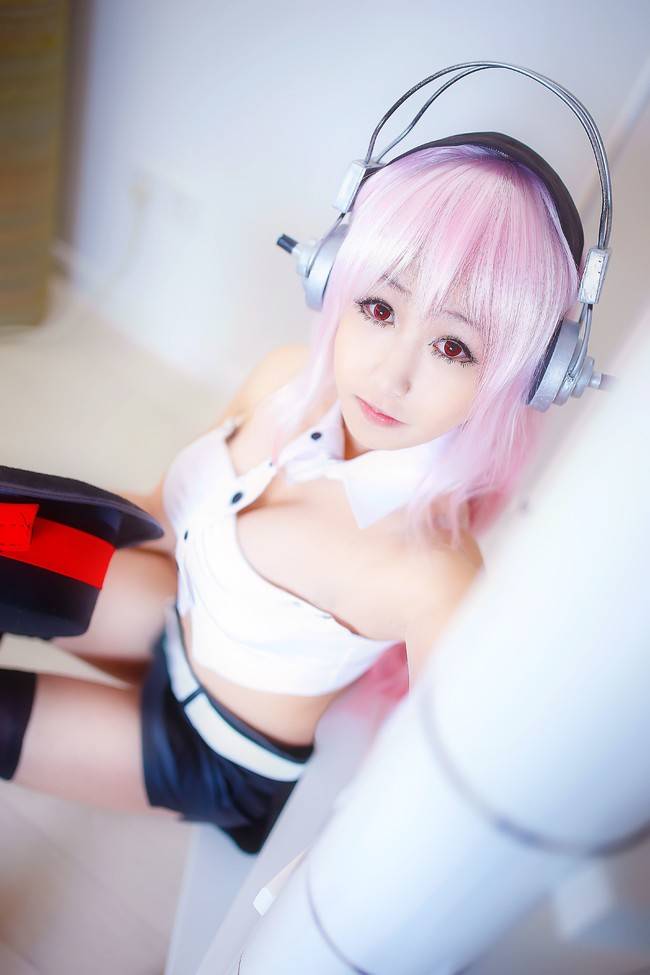 Cosplay福利/魔术师超级索尼子巨乳黑丝腿控cosplay宅男福利