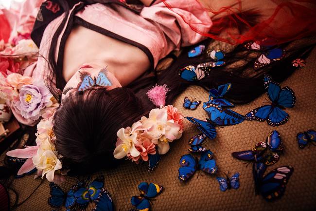 Cosplay福利/xxxHOLiC壹原侑子和服美女巨乳裸足cosplay福利