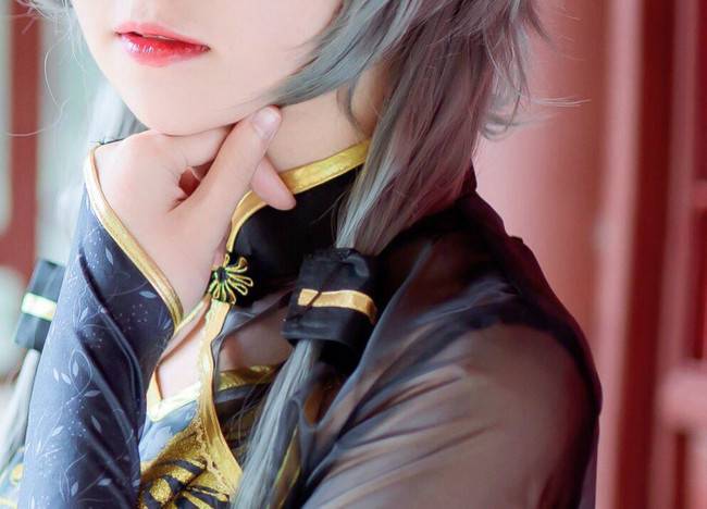 Cosplay福利/VOCALOID洛天依御姐旗袍丰臀美腿cosplay福利诱惑