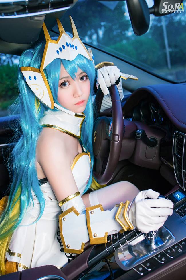 Cosplay福利/宅男女神VOCALOID初音未来御姐长腿cosplay福利