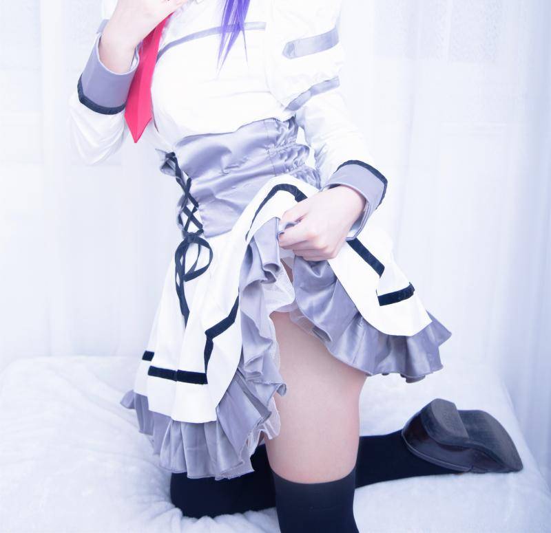Cosplay福利/福利娘和小黄油更配哦！「末日素描」美少女福利COS