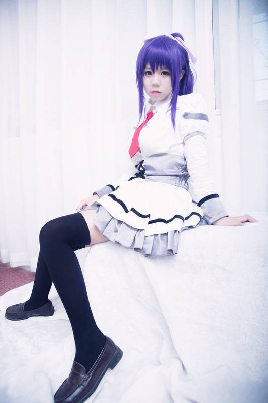 Cosplay福利/福利娘和小黄油更配哦！「末日素描」美少女福利COS