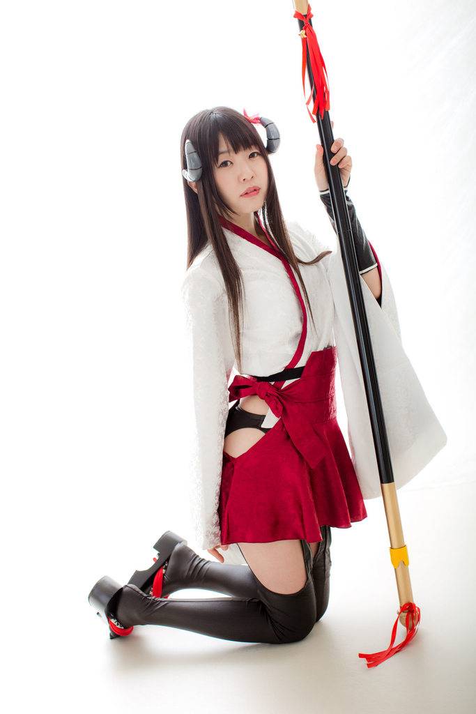 Cosplay福利/AV女优小蕾汁波密鬼面巫女白鬼院凛凛蝶cosplay福利