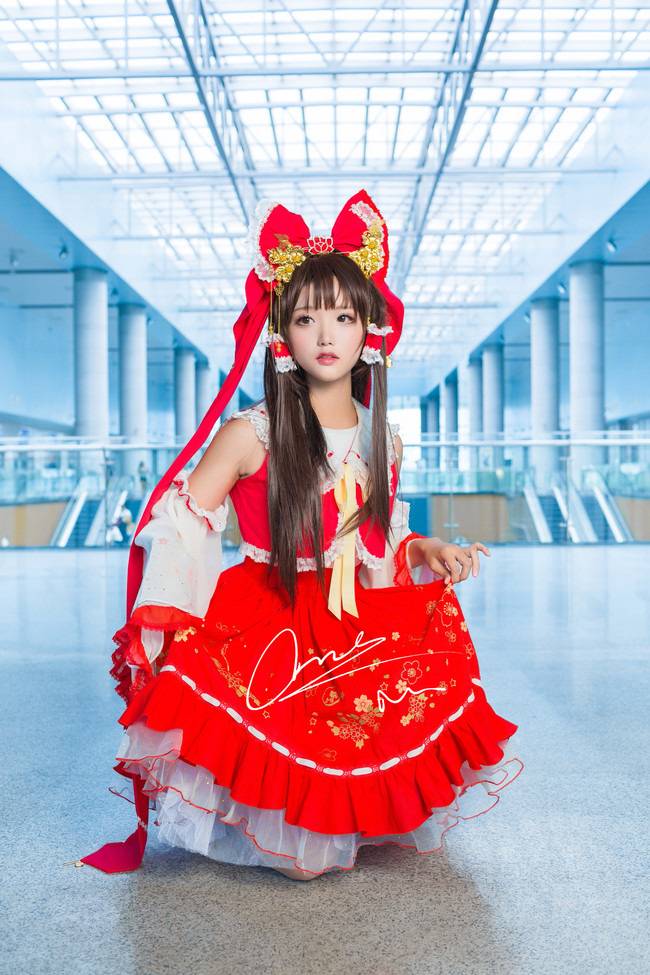 Cosplay福利/原作:东方Project 角色:博麗靈夢 Cn:此方