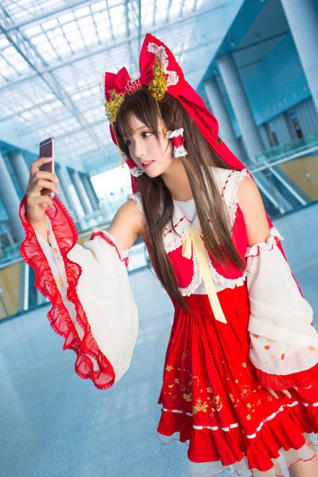 Cosplay福利/原作:东方Project 角色:博麗靈夢 Cn:此方