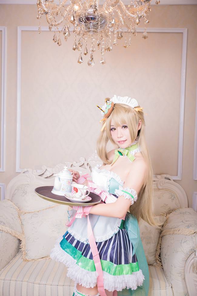 Cosplay福利/巨乳萝莉Love Live!南小鸟腿控cosplay福利