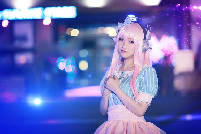 Cosplay福利/巨乳萝莉超级索尼子白丝足控cosplay福利